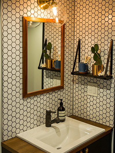 POWDER ROOM